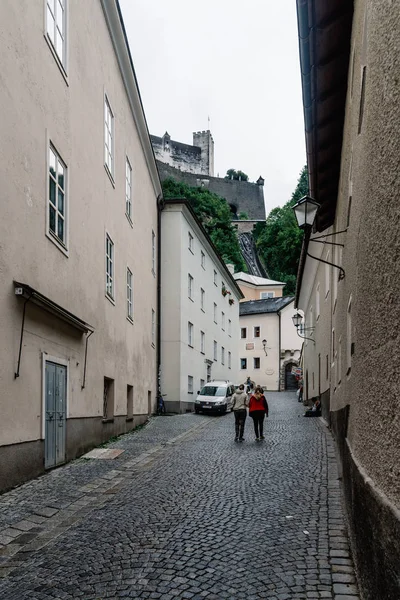 Ulicy w zabytkowym centrum Salzburga — Zdjęcie stockowe