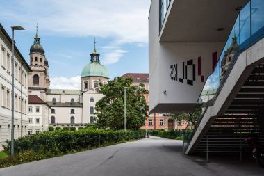 Innsbruck Üniversitesi kampüsü