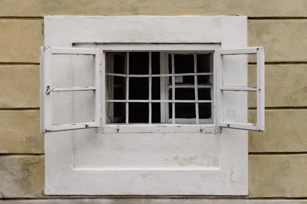 Old open white window — Stock Photo, Image