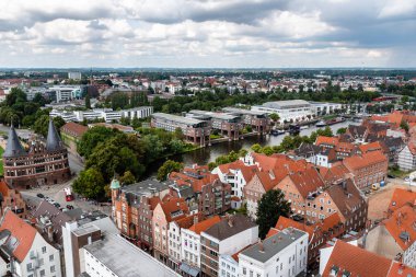 Lubeck, Almanya 'nın tarihi merkezinin havadan görünüşü