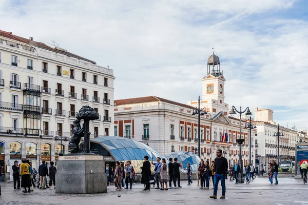 Plaza Puerta del Sol en Madrid, España —  Fotos de Stock