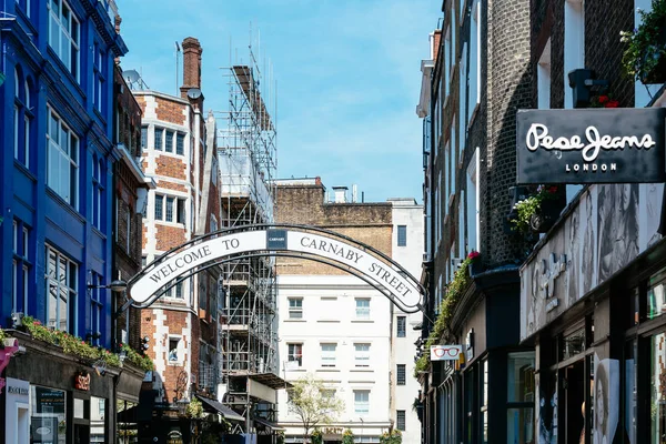 View of Carnaby Street. It is a pedestrianised shopping street in Soho in London — 스톡 사진