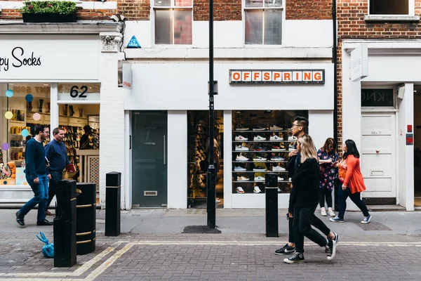 Κατάστημα μόδας Offspring στην οδό Neal, Seven Dials, Covent Garden, Λονδίνο — Φωτογραφία Αρχείου