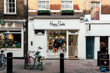 Happy Socks moda mağazası Neal Caddesi, Seven Dials, Covent Garden, Londra