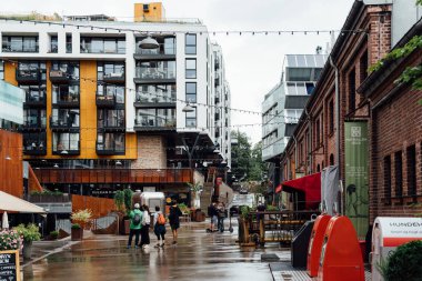 Grunerlokka 'da bir gıda pazarı olan Mathallen Oslo manzarası
