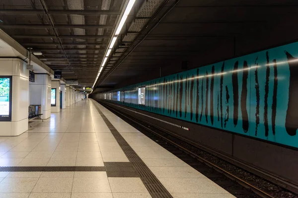 Estación de metro subterráneo en Hamburgo —  Fotos de Stock