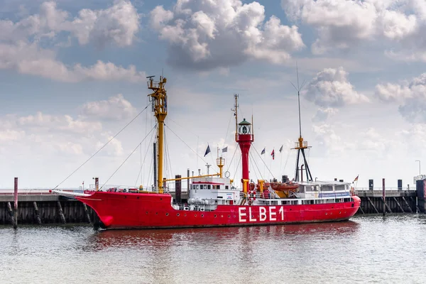 Lightship Elbe 1 deniz müzesi Cuxhaven limanına demirlemiş. — Stok fotoğraf