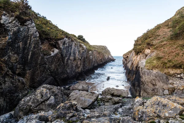 Praia de San Rafael, Saint Raphael, Llanes, Astúrias, Espanha — Fotografia de Stock