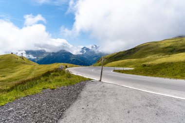 Grossglockner Buzulu 'na Boş Manzara Yolu, Alp Dağları, Avusturya