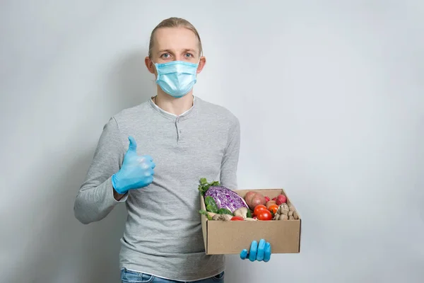 Gemüse bei Virusausbruch und Quarantäne sicher nach Hause liefern — Stockfoto