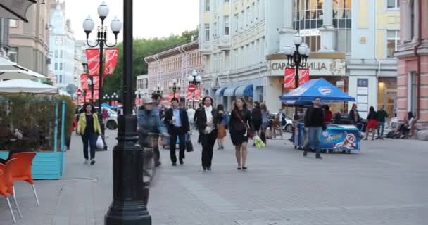 Mei 2019 Arbat Street Moskou Rusland Toeristen Lopen Oude Arbat — Stockvideo