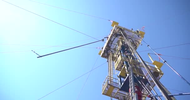 Tubi Industria Petrolifera Del Gas Torre Produzione Del Gas Petrolio — Video Stock