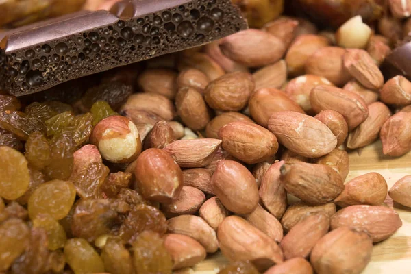 Amendoim Isolado Noz Purificada Fundo Arborizado Alimentos Proteicos Amendoins Crus — Fotografia de Stock