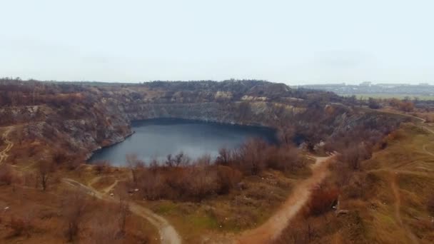 Montanha Lago Movimento Drone Aéreo Cima — Vídeo de Stock