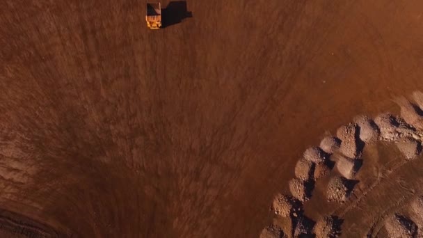 Taş Ocağı Metalürjik Demir Cevheri Açık Metodla Madencilik Kuş Bakışı — Stok video