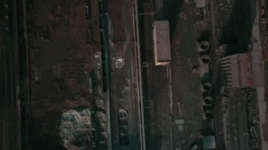 Metalürjik bitki piposu kötü ekoloji metalürjisi tüttürür.