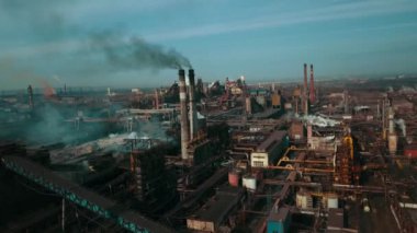 Metalürjik bitki piposu kötü ekoloji metalürjisi tüttürür.