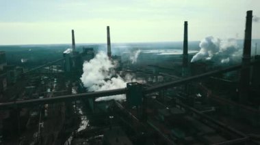 Metalürjik bitki piposu kötü ekoloji metalürjisi tüttürür.