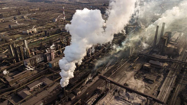 Acél Ökológia Kohászati Vasüzem Füstöl Szennyezés Ipari Csövek Kilátás Drónról — Stock Fotó