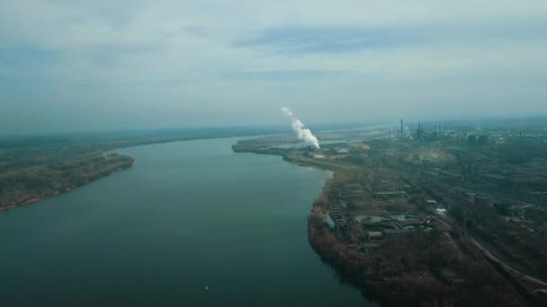 Aciérie Usine Métallurgique Mauvaise Écologie Fumée Des Tuyaux Aérien Vidéo — Video