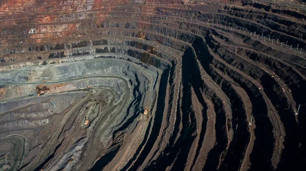Vista Aérea Mineração Minério Ferro Panorama Uma Mina Céu Aberto — Fotografia de Stock