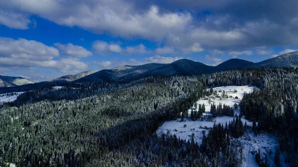 Karpatya Dağları Kış Hava Fotoğrafçılığı — Stok fotoğraf