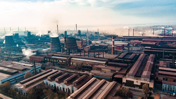 Planta Producción Metalúrgica Ciclo Completo Humo Tuberías Mala Ecología Fotografía —  Fotos de Stock