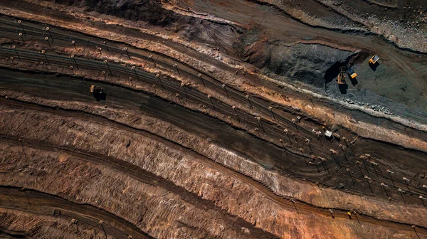 Vista Aérea Mineração Minério Ferro Panorama Uma Mina Céu Aberto — Fotografia de Stock