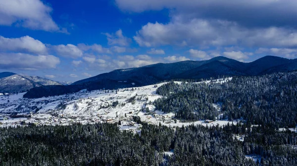 Karpaten Winter Schnee Luftaufnahmen — Stockfoto