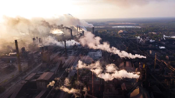 Industrie Hüttenwerk Morgendämmerung Rauch Smog Emissionen Schlechte Ökologie Luftaufnahmen — Stockfoto