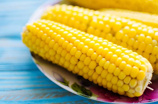 A yellow corn is boiled — Stock Photo, Image