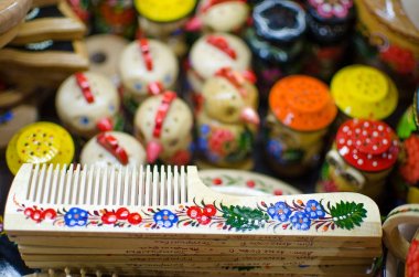 Seyahat ederken depodaki farklı ahşap Hatıra Eşyası 