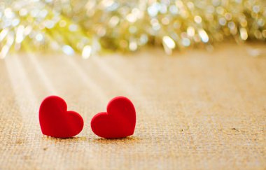 Kalp sembolü günler için arka planda bir işarettir