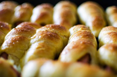 Ev yapımı sıcak pastırma yararlı maddeler ile pişmiş 