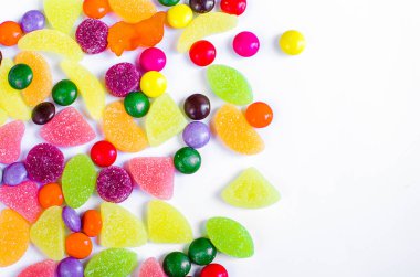 Renkli şeker bir limited dağınık 