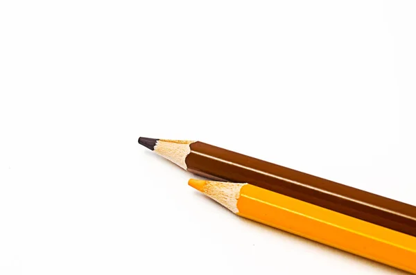Цветные карандаши на ограниченном фоне для рисования графики — стоковое фото