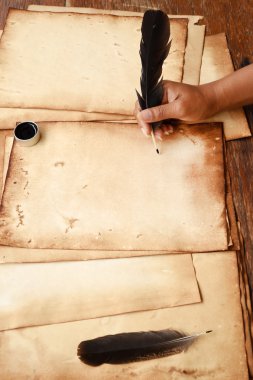 Geçiş yumuşatma ve mürekkep ile eski kağıt 