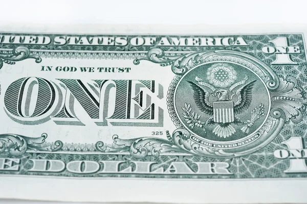 Банкнота выделена на белом фоне — стоковое фото