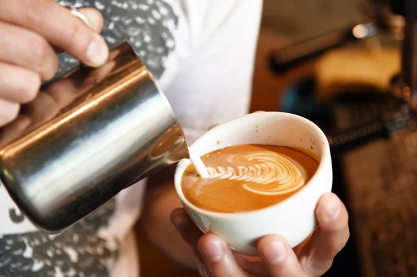 Tazza di caffelatte art — Foto Stock