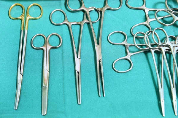 Detalj bild på steralized kirurgi instrument — Stockfoto
