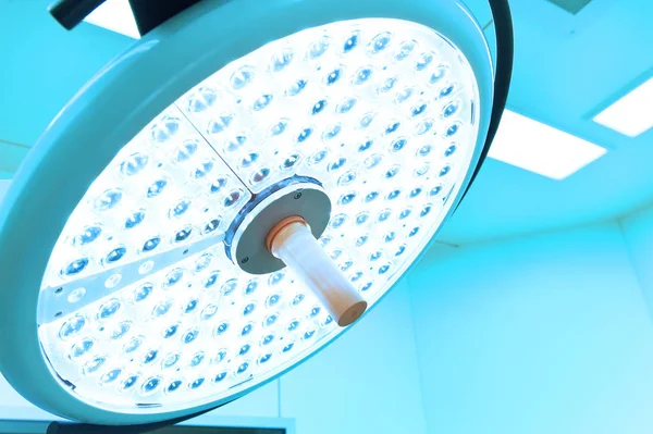 Surgical lamps in operation room — Stock Photo, Image