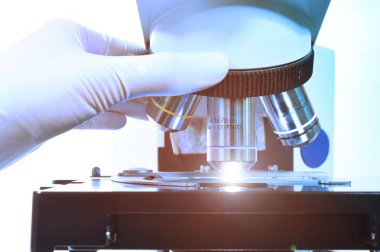 mikroskop kan Laboratuvarı görüntüsünü kapatmak 