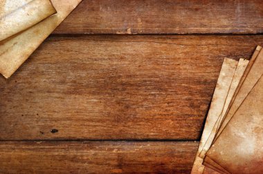 Eski gazeteleri doku 