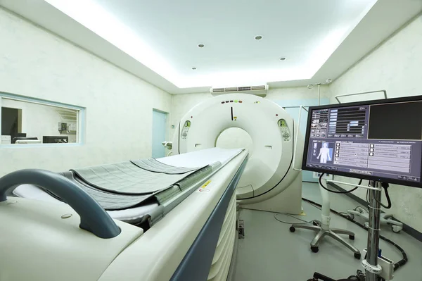 MRI scanner room — Stock Photo, Image