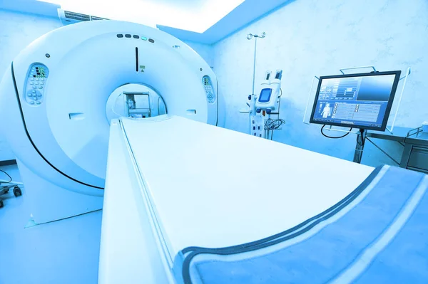 Mr'ı inceden inceye gözden geçirmek Oda 