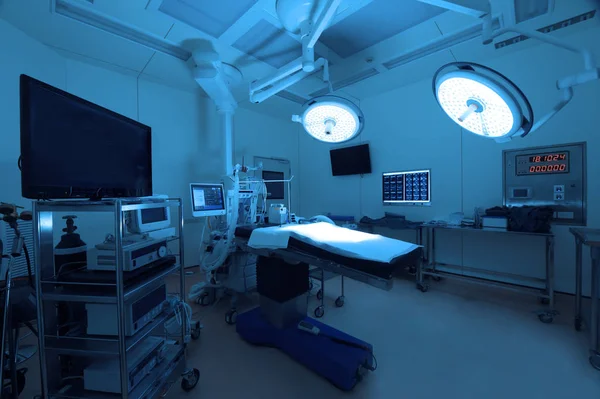 Equipos Dispositivos Médicos Moderna Sala Operaciones Con Iluminación Arte Filtro — Foto de Stock