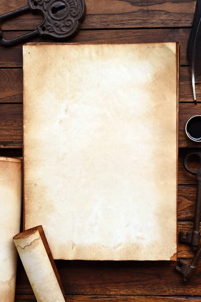 Stare Księgi Brązowy Drewno Tekstury Pióro Atrament — Zdjęcie stockowe