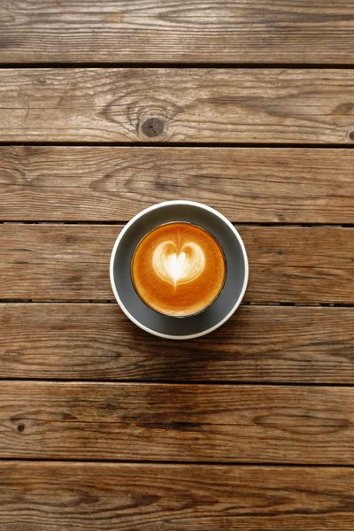 Une Tasse Café Latte Art Sur Fond Bois — Photo