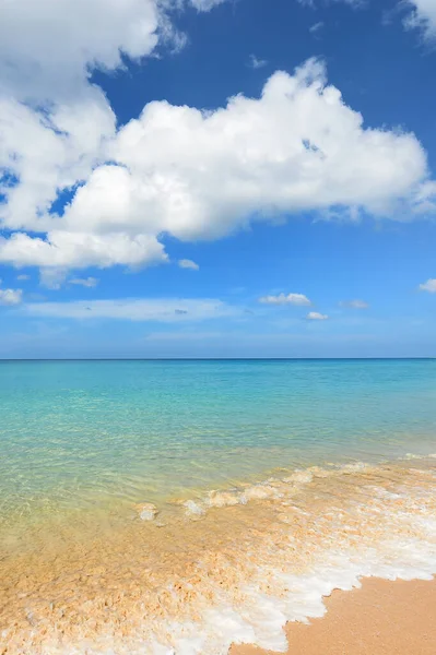 Playa Tropical Cielo Azul Naturaleza — Foto de Stock