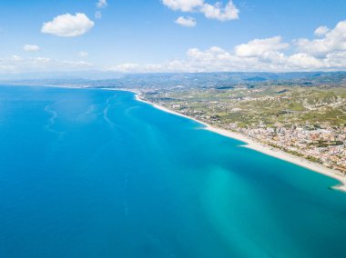 Calabria kıyısındaki Roccella Jonica şehri
